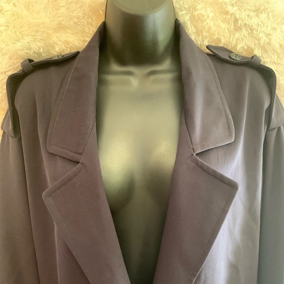Ladies Vintage Anne Klein 100% Wool Trench Coat! - Picture 3 of 9